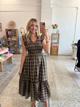 Load image into Gallery viewer, The Holland Dress
