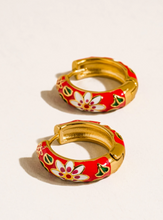 Load image into Gallery viewer, Isabeau 18K Gold Non-Tarnish Vintage Floral Hoop Earrings
