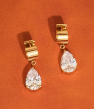 Load image into Gallery viewer, Glissade 18K Gold Non-Tarnish Cz Drop Huggie Earrings
