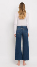 Load image into Gallery viewer, The Finders Keepers Jeans
