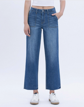Load image into Gallery viewer, The Roe Jeans
