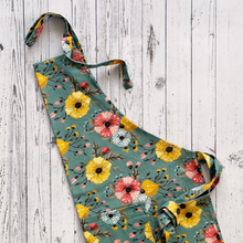 Load image into Gallery viewer, Hannah Apron
