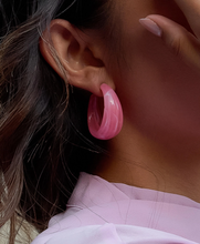 Load image into Gallery viewer, Ines Resin Hoop Earrings
