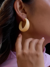 Load image into Gallery viewer, Ines Resin Hoop Earrings
