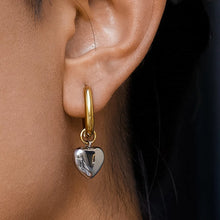 Load image into Gallery viewer, Noor Two Tone Heart Earring
