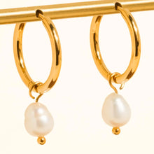 Load image into Gallery viewer, Toile Classic Pearl Drop Earrings
