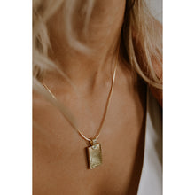 Load image into Gallery viewer, Wren Necklace
