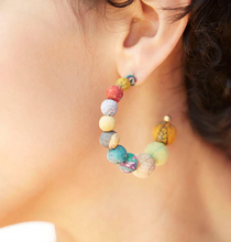 Load image into Gallery viewer, Kantha Conch Hoops
